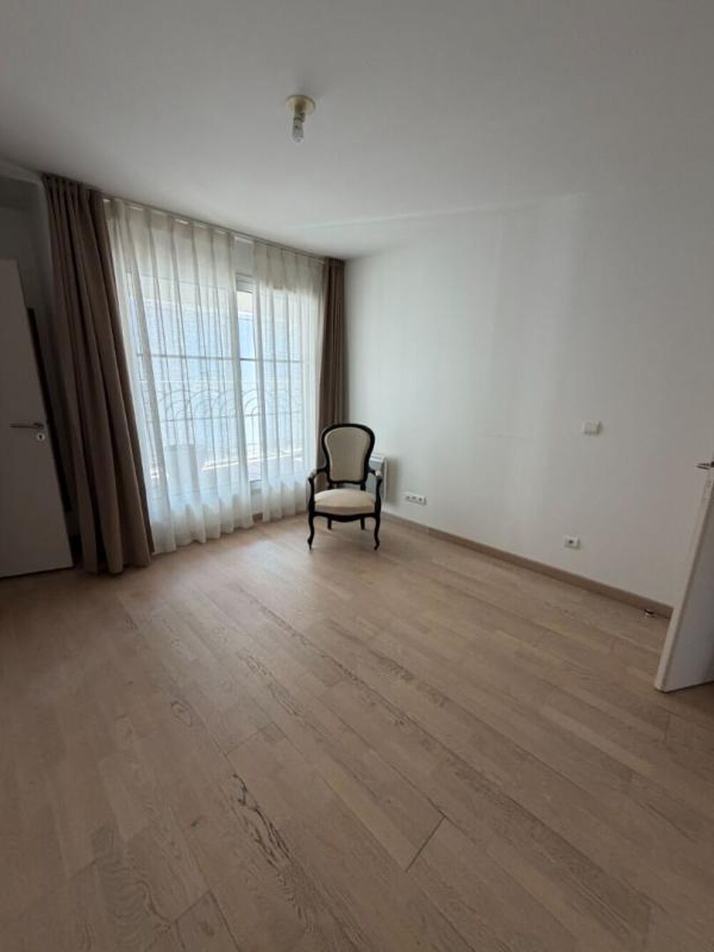 Vente Appartement ARCACHON HYPER-CENTRE APPARTEMENT LUMINEUX 108 m² 3 CHAMBRES TERRASSES Arcachon