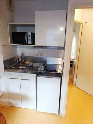  Appartement à louer 1 pièce 19 m²