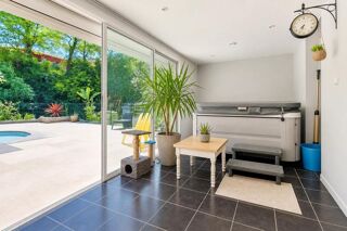  Maison à vendre 11 pièces 368 m²