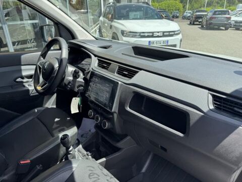 Express VAN BLEU DCI 75 - 22 CONFORT 2022 occasion 42210 Bellegarde-en-Forez
