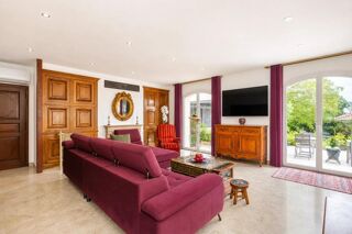  Maison à vendre 13 pièces 264 m²