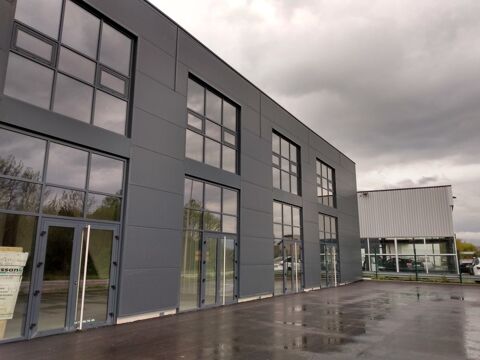 Local commercial &agrave; louer proche de CHAMBERY (73)380 m&sup2; 5200 73800 Chignin