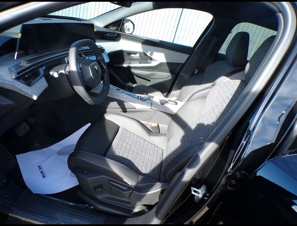 3008 HYBRID 145 ALLURE e-DCS6 2026 occasion 03100 Montlu&ccedil;on