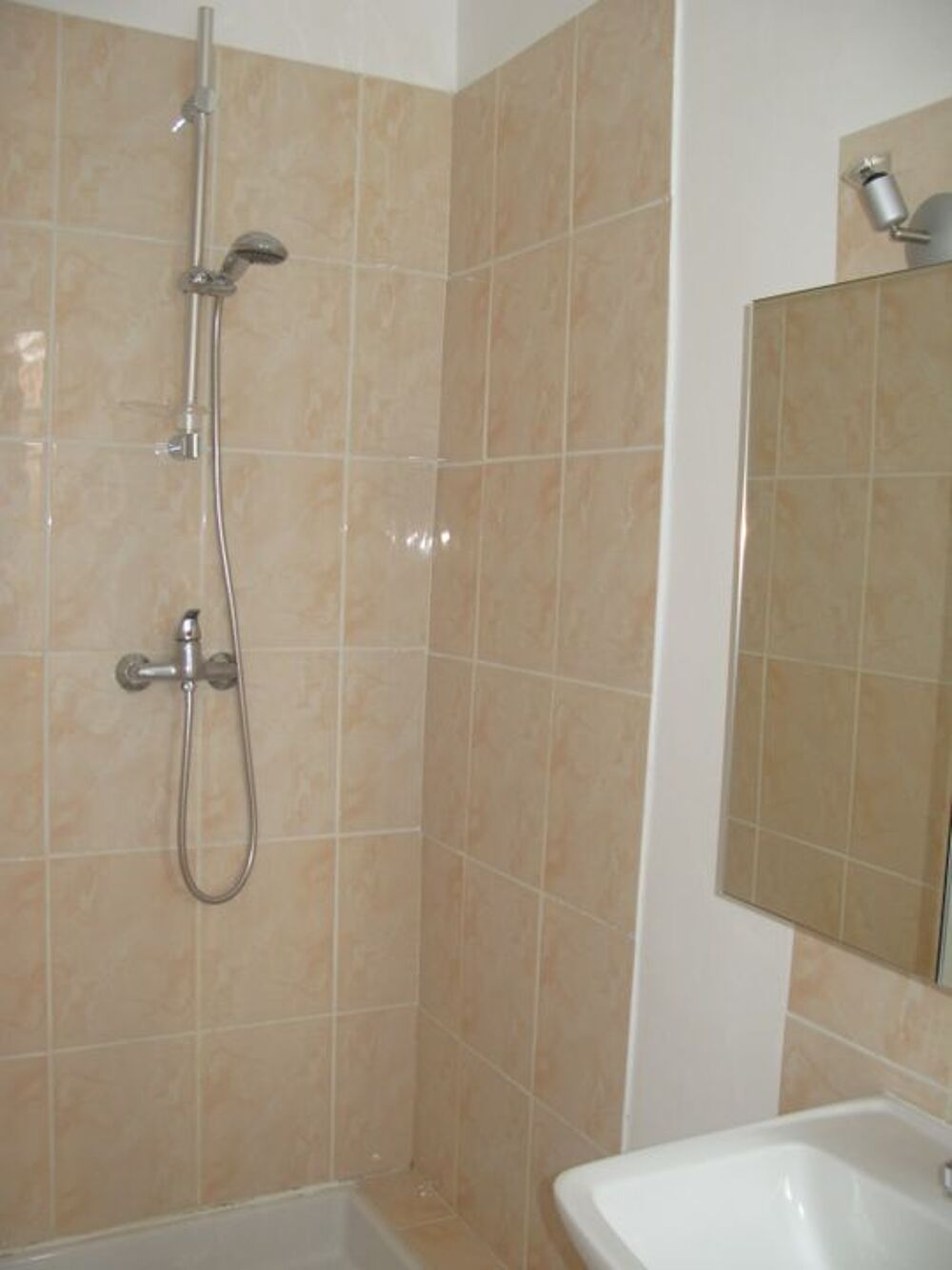 Location Appartement Appartement de 79m2 à louer sur Saint-Nom-la-Bretèche Saint nom la breteche