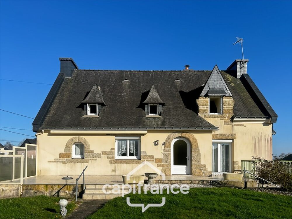 Maison néo-bretonne 8 pièces  140 m² habitables  Terrain clos 1019 m²  Garage  Hangar camping-car  Saint-Gonnery