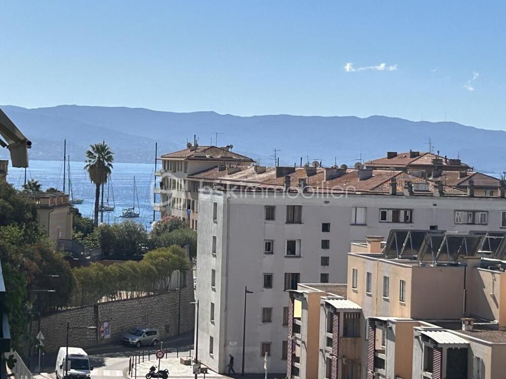 Vente Appartement AJACCIO - Appartement 3 pièces 56 m² – Dernier étage – Vue dégagée avec aperçu mer – Parking & cave Ajaccio