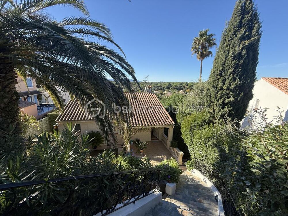Vente Maison Maison d'exception avec piscine à débordement – Vue imprenable – Quartier recherché de Valescure à Saint-Raphaël Saint raphael
