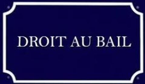 Dpt Charente Maritime (17), Bail à céder  ROYAN Local commercial 165000 17200 Royan