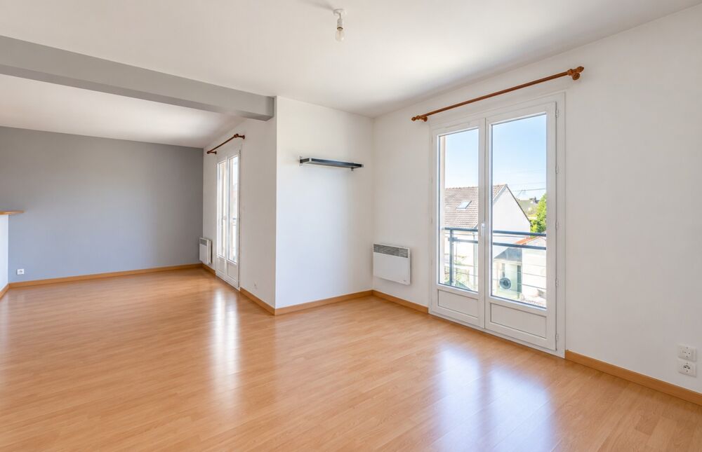 Vente Appartement T2 - 49 m² avec balcon et parking – Petite copropriété au calme Sevran