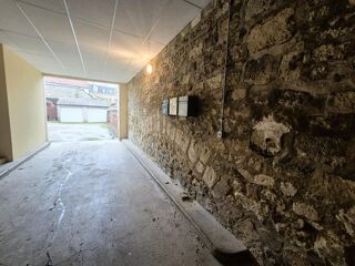  Immeuble à vendre 3 pièces 193 m²