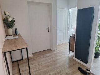  Appartement à louer 3 pièces 61 m²
