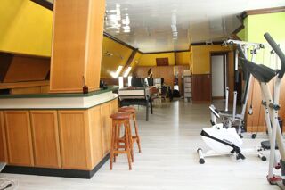  Propriété/château à vendre 10 pièces 318 m²