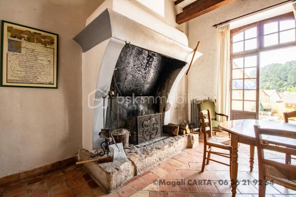 Incroyable maison de ville à MEOUNES LES MONT RIEUX