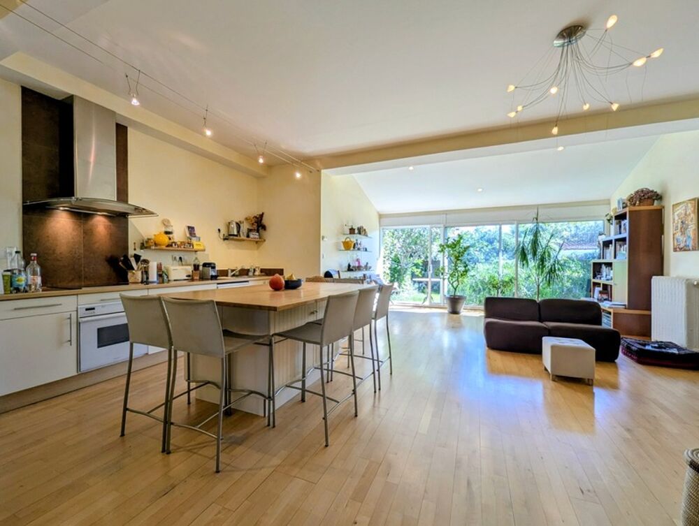 Maison à vendre 5 pièces, 4 chambres au calme à Bordeaux Caudéran