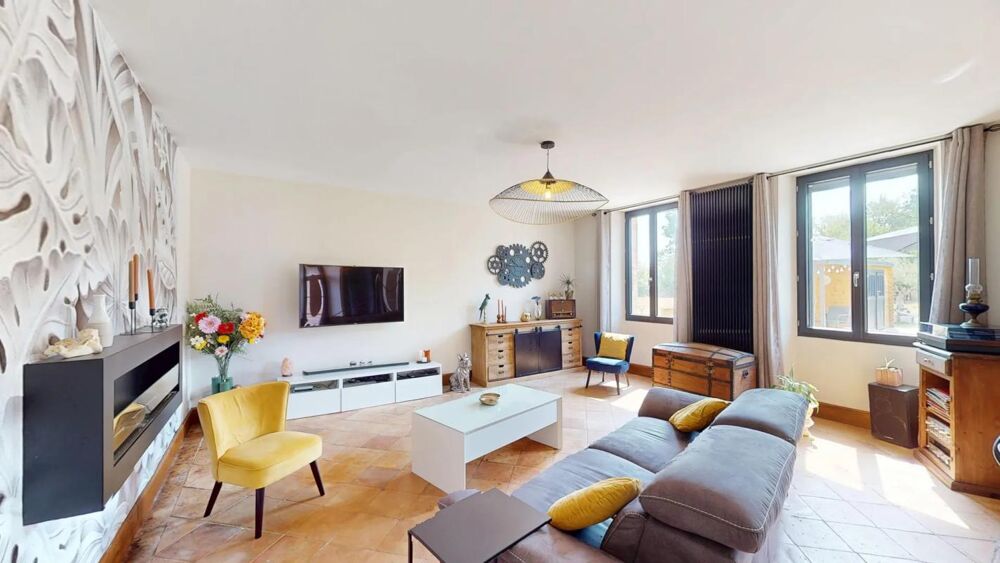 Vente Maison Maison de 9 pièces de 319 m² située à Bioule Bioule