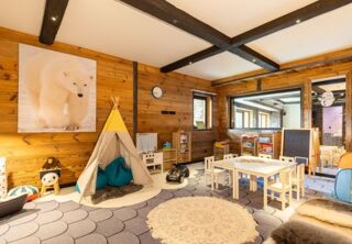  Chalet à vendre 6 pièces 301 m²