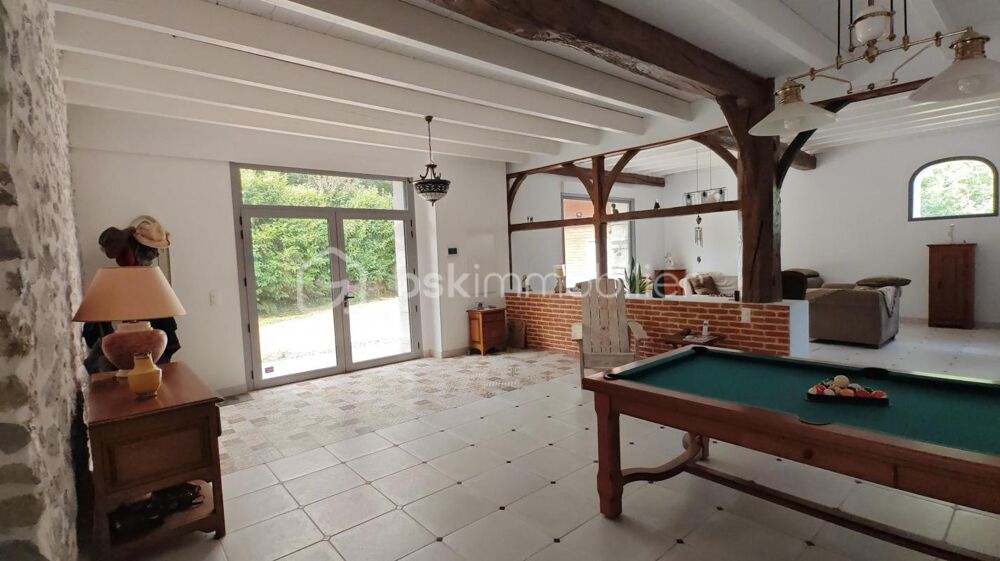 à vendre  Maison Saint-Martin-de-Hinx (40390)