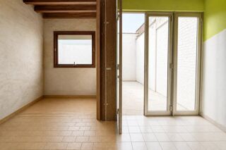 Vente Maison Maison A RENOVER 120 m², 5 pces avec TERRASSE en vente à Roubaix Roubaix