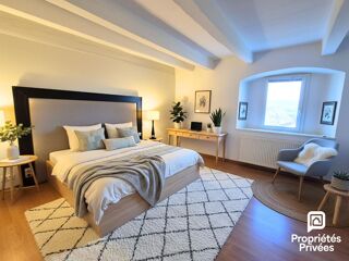  Maison � vendre 9 pi�ces 245 m�