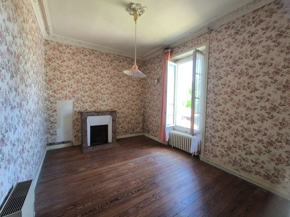 Charme de l'Ancien et volumes Exceptionnels "Maison de Maître à Rénover"