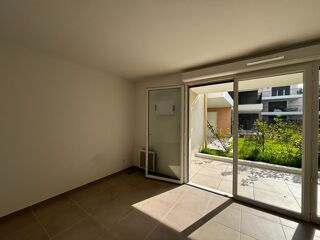  Appartement à louer 2 pièces 39 m²