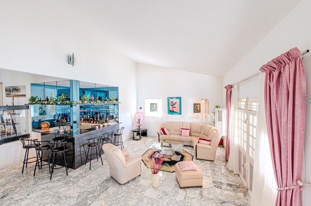 � vendre  Maison Sch�lcher (97233)