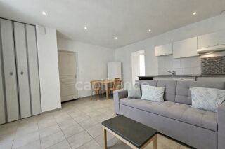  Maison � vendre 10 pi�ces 240 m�