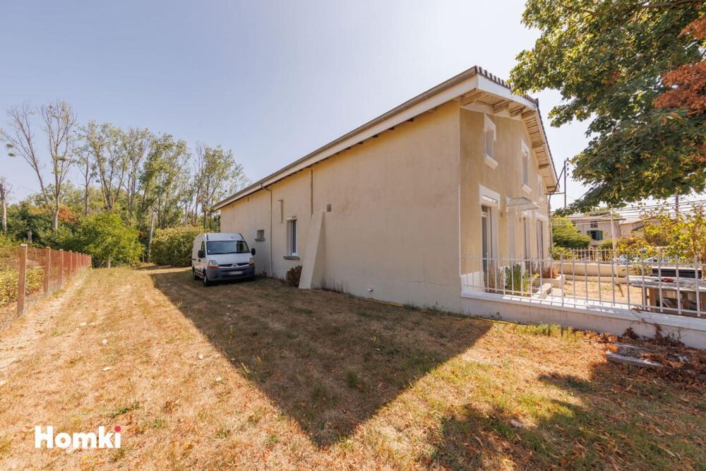 Maison/Villa T5 de 155 m² à Peschadoires 63920