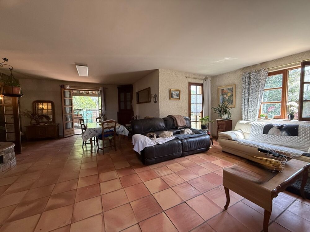 Vente Maison Maison à vendre de 153m2 6 pièces terrain de 1000m2 ALES (30) Ales