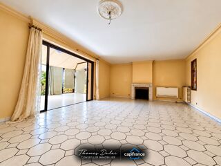 Vente Maison Aire-sur-l'Adour centre – Maison T4 de 135 m² avec 2 chambres dont suite parentale, 2 grands séjours, piscine et dépendance de 1 Aire sur l adour