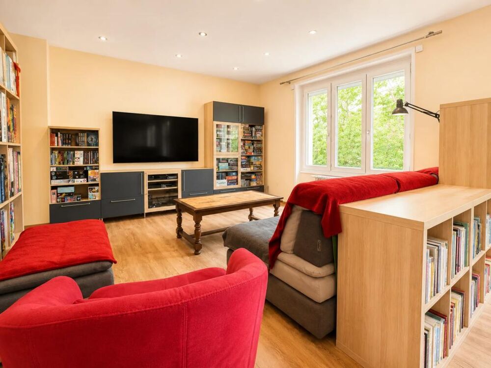 Vente Appartement SUPERBE T3 DE 90M2 RÉNOVÉ AVEC BALCON, GARAGE POSSIBLE Givors