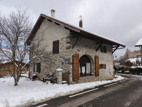   Maison de village en pierre, 116 m� - Cervens (74) Maison - 5 pi�ce(s) - 116 m�