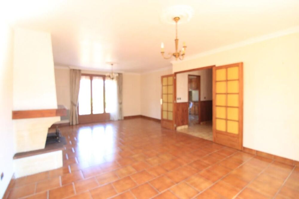 Vente Maison Maison de plain pied 5 pièces -  93 m2 - Yerres Yerres