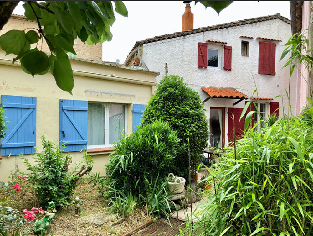 Vente Maison Ensemble immobilier T13 de 368 m2 sur 1414 m2 de terrain avec piscine et garages Le thoronet