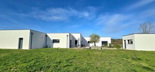  Maison 6 pi�ces 194 m� Le pizou