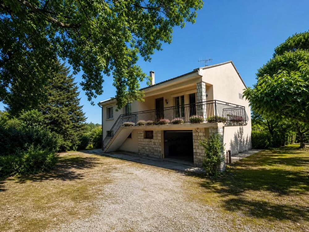 Maison de 1970,130m² sur un terrain de 1125m²
