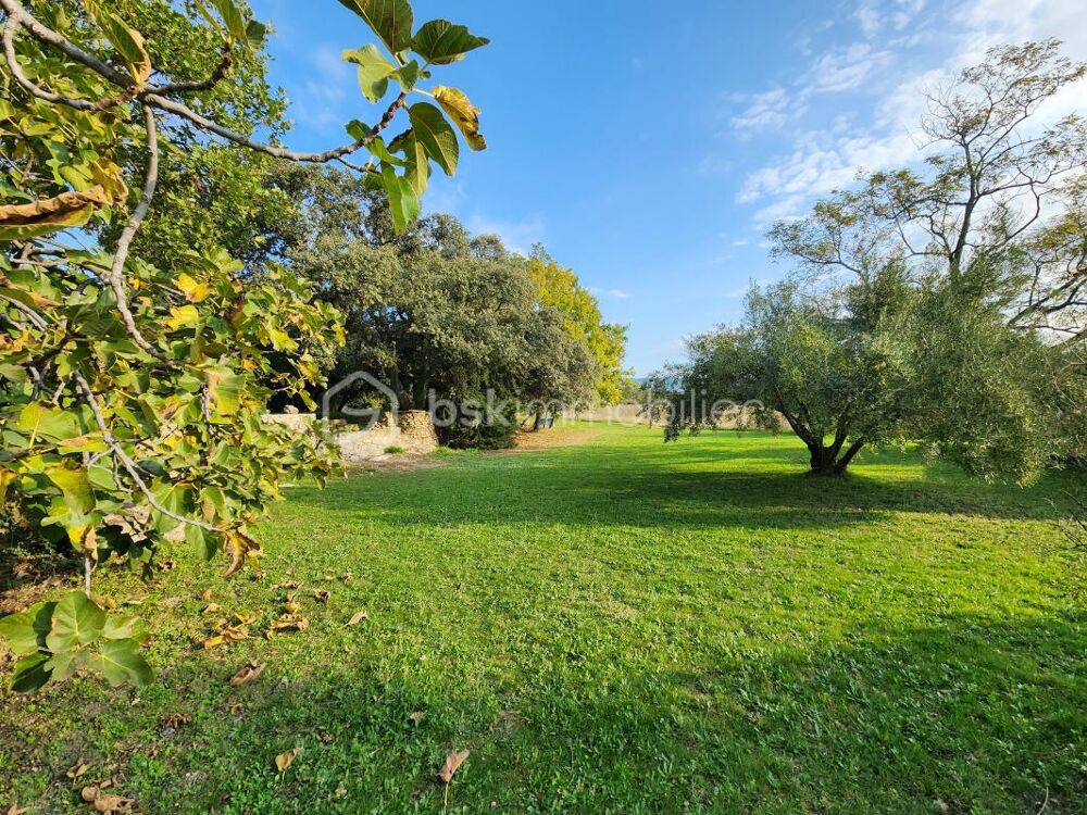  vendre  Proprit/chteau Cucuron (84160)