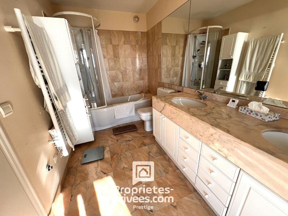 à vendre  Appartement Nice (06300)