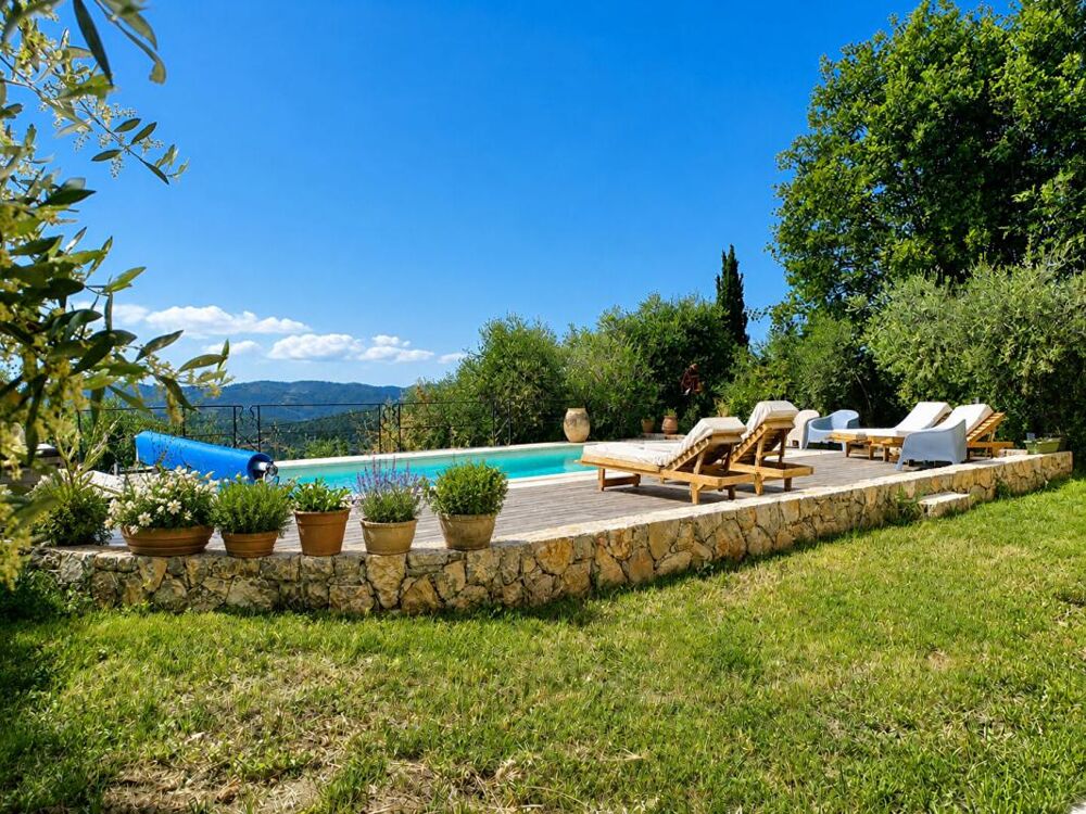 � vendre  Villa Sp�rac�des (06530)