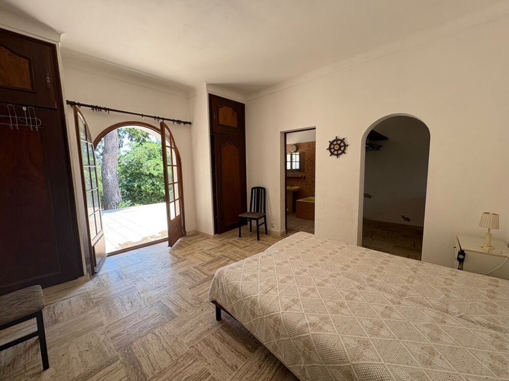 Vente Maison Dpt Var (83), à vendre LES ISSAMBRES maison P7 Les issambres