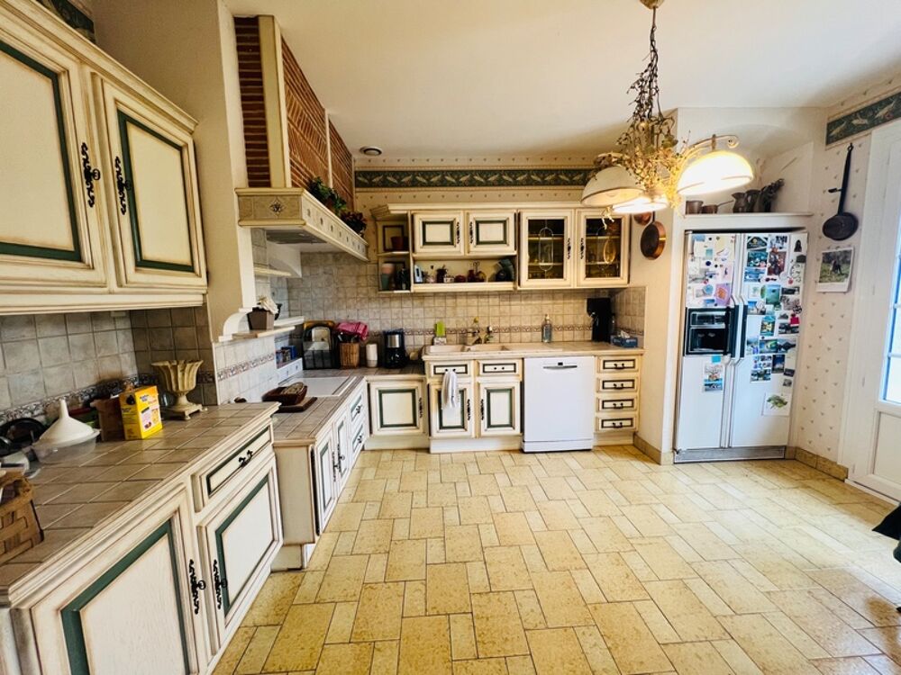 Maison 153m² - 5 chambres -sous sol - Jardin - Châtellerault