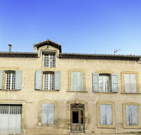   MAISON A RENOVER 160m2 + COMBLES AMENAGEABLES DE 150m2 Maison - 6 pi�ce(s) - 160 m�