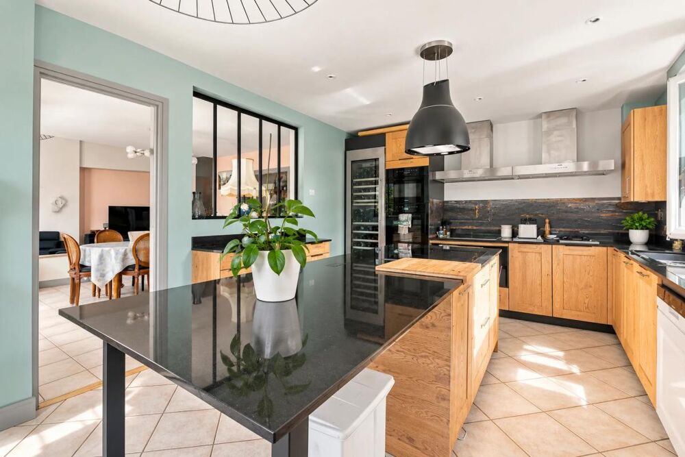 Maison de 9 pièces de 185 m² à Orgeval