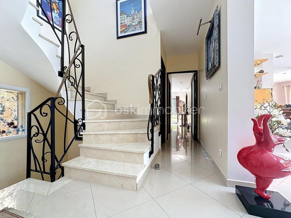 à vendre  Propriété/château Brunoy (91800)