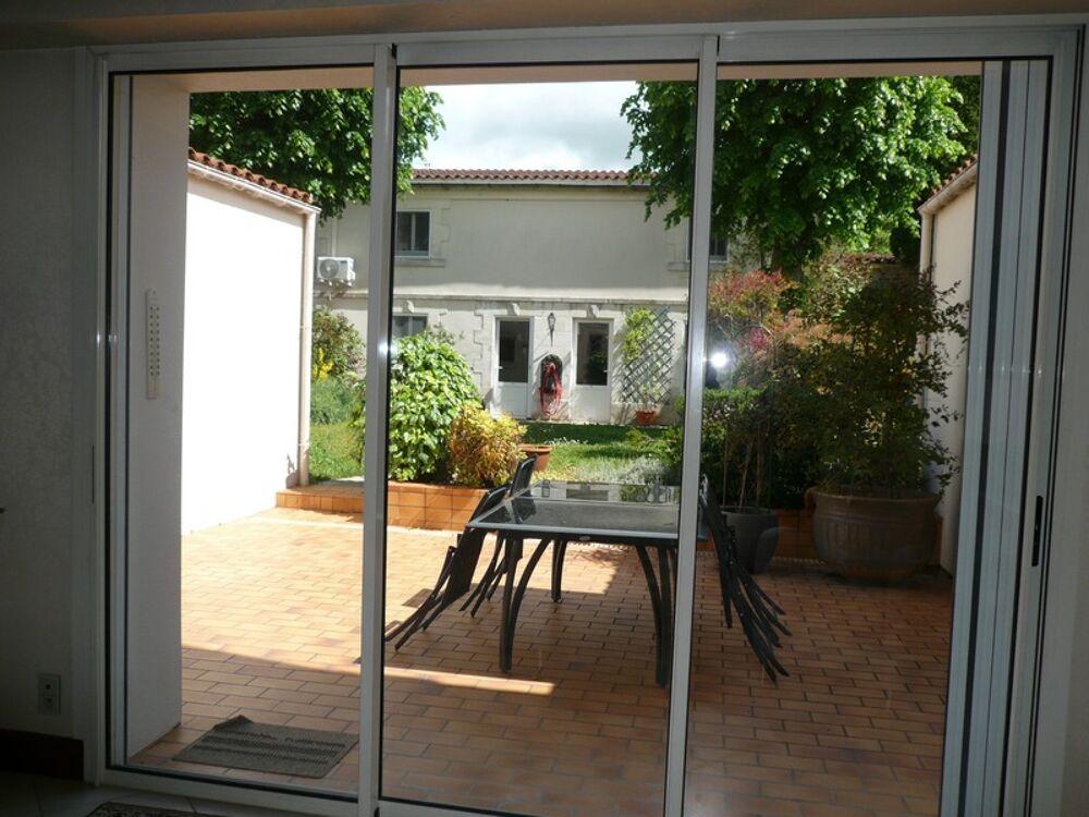 Vente Maison ? COGNAC QUARTIER JARDIN PUBLIC A Vendre MAISON de CARACTERE ? Cognac