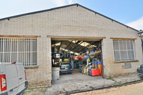   À découvrir – Ensemble immobilier avec atelier automobile et maison de 170 m² 