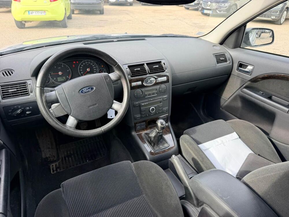 Mondeo 2.0 TDCi 115 FAP Ghia 2005 occasion 84700 Sorgues