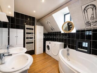  Propriété/château à vendre 5 pièces 131 m²