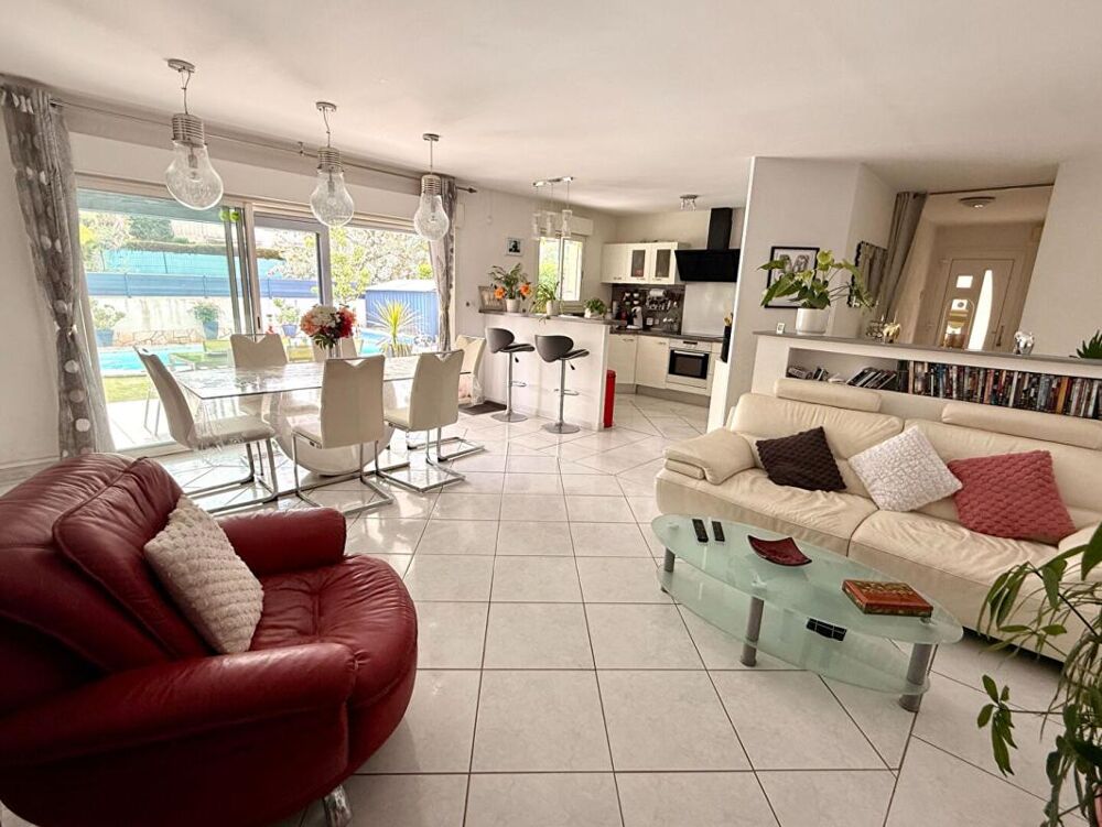 Vente Maison Maison  6 pièce(s) 100 m2 de plain pied Montarnaud