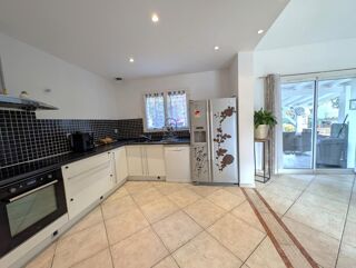  Villa � vendre 6 pi�ces 140 m�